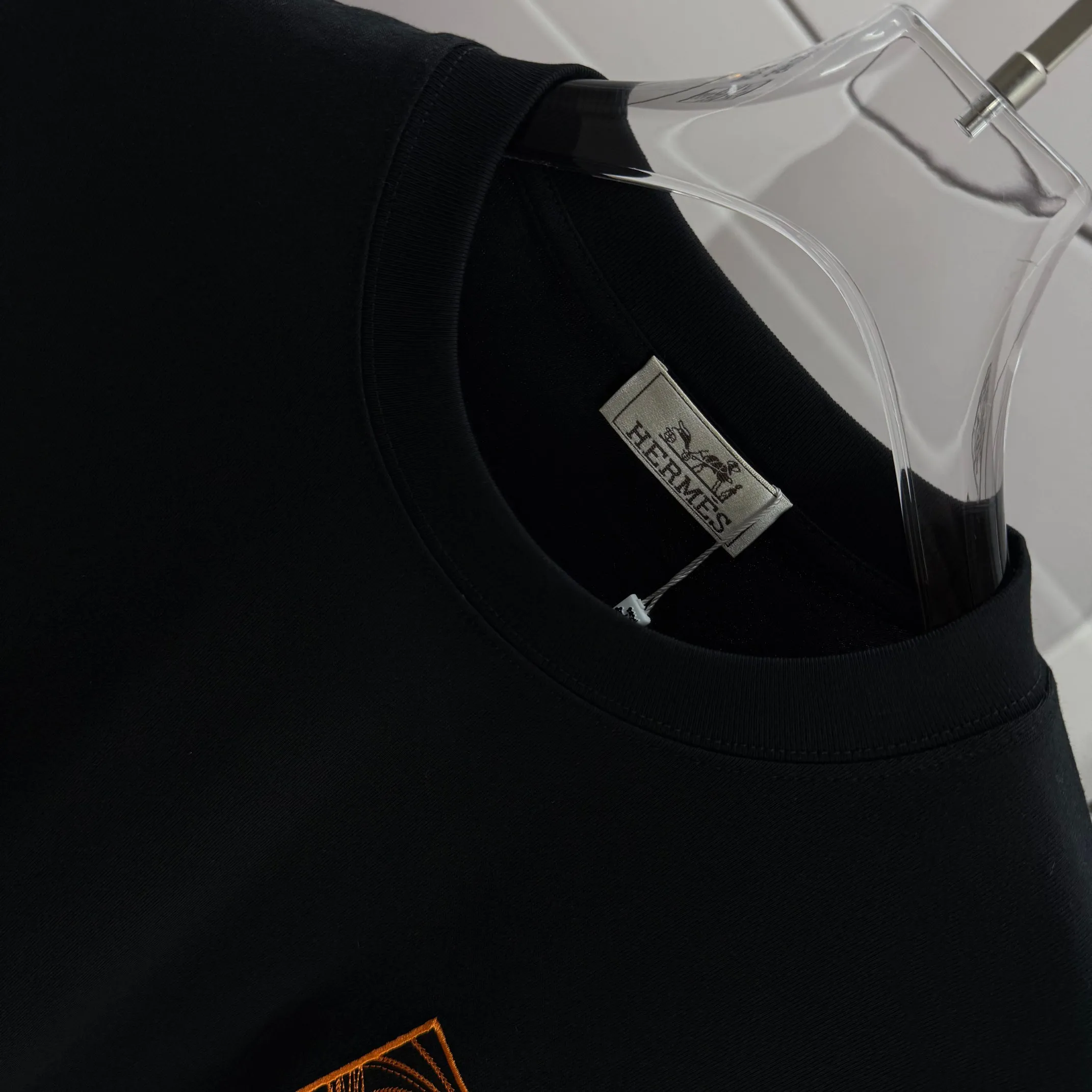 # Herme* * 2025 New Arrival Classic Orange T Same Style ：Black White Size： S （90-130 ） M （120-150 ） L （140-165 ） XL （160-180 ） XXL （180-210 ）